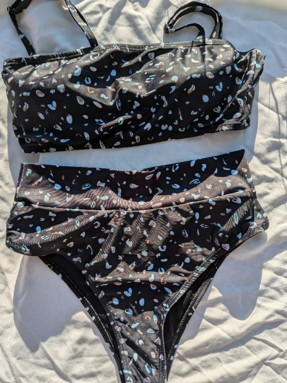 Source Unknown Black Bikini Set with Blue and Cream Speckle Print